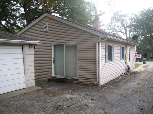 923 Audrey Ave - Photo 2 of 8