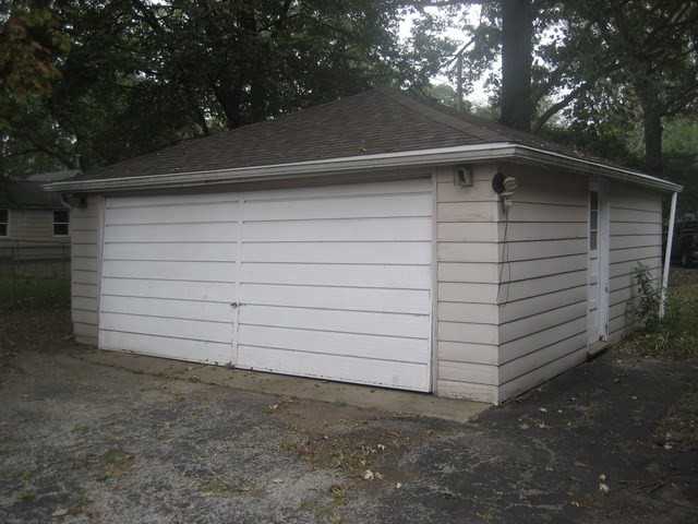 923 Audrey Ave - Photo 3 of 8