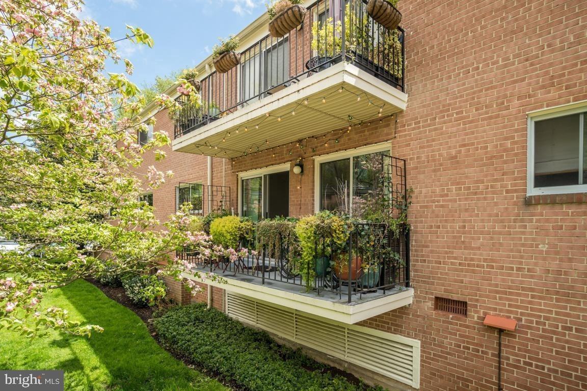 10637 Weymouth St W101, North Bethesda, MD 20814 3 Bedroom Condo for