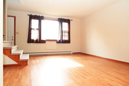 54 Buckridge Rd - Photo 3 of 11
