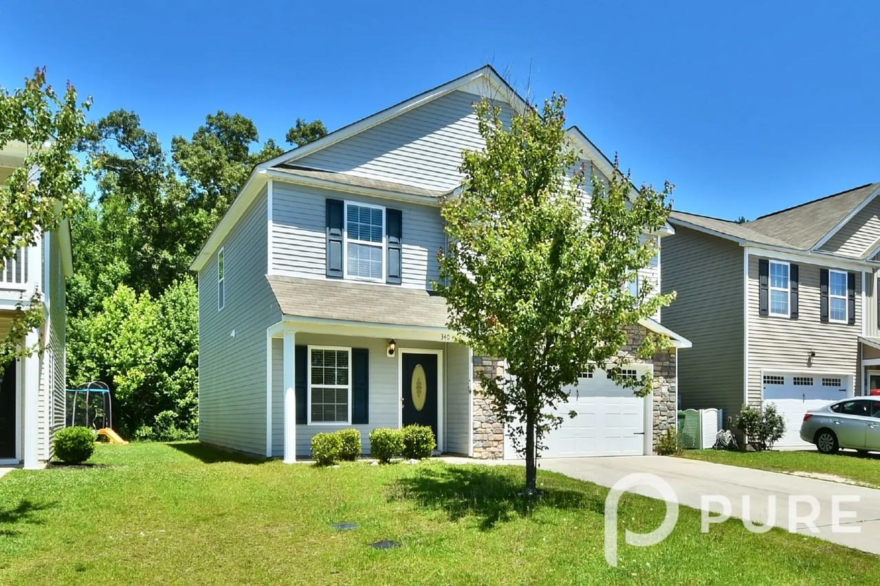 340 Longfellows Ln Elgin SC 29045-7126 - Photo 2 of 44