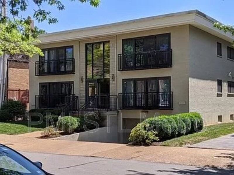 610 Forest Ct #3 - Photo 2 of 14