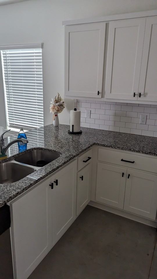 419 Porter St #102 - Photo 3 of 7