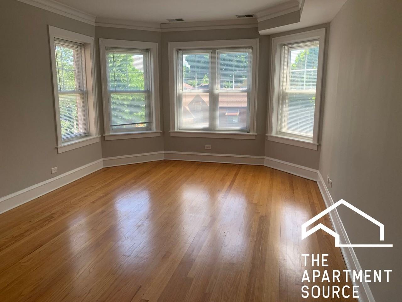 829 S Euclid Ave #2S - Photo 4 of 10