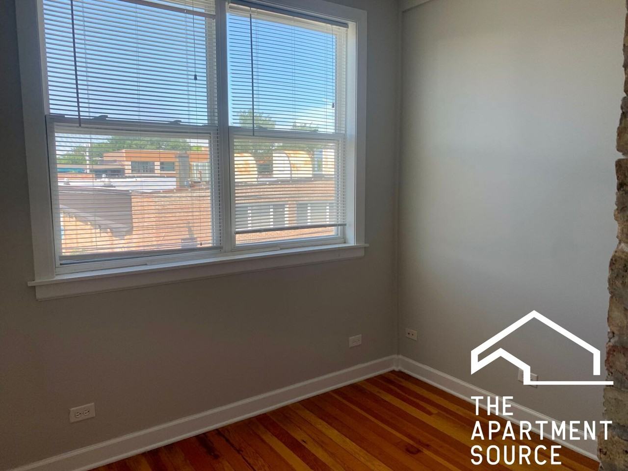 829 S Euclid Ave #2S - Photo 5 of 10