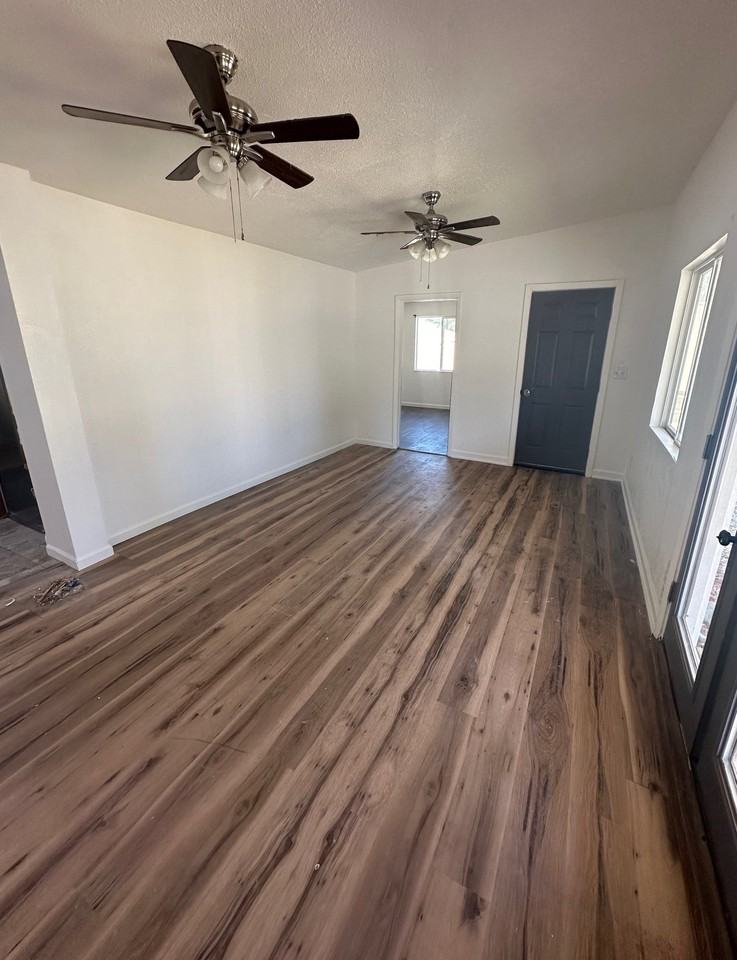 6254 State Highway #C - Photo 3 of 8