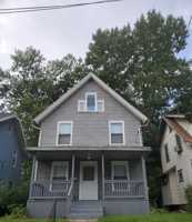 featured image of 1615 Rowland Ave Ne
