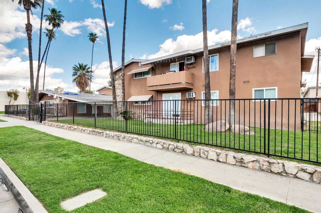 3508 Lou Ella Ln - Photo 2 of 14