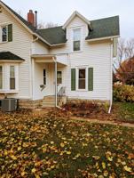 featured image of 327 E 7th St #LOWER