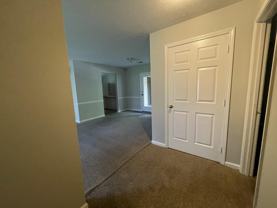 424 Harrodsburg Lane - Photo 1 of 1