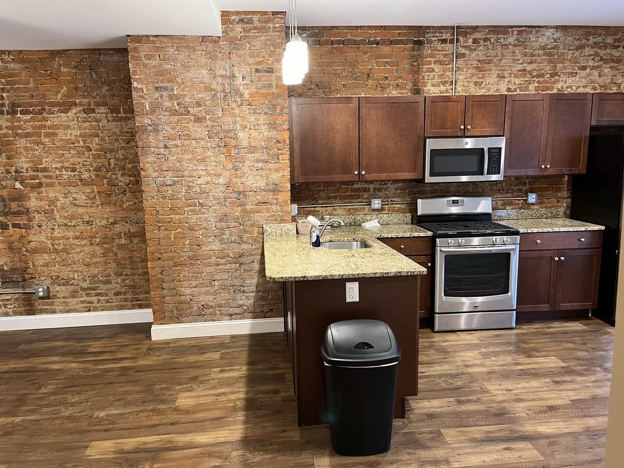 419 North Queen Street - Photo 2 of 26