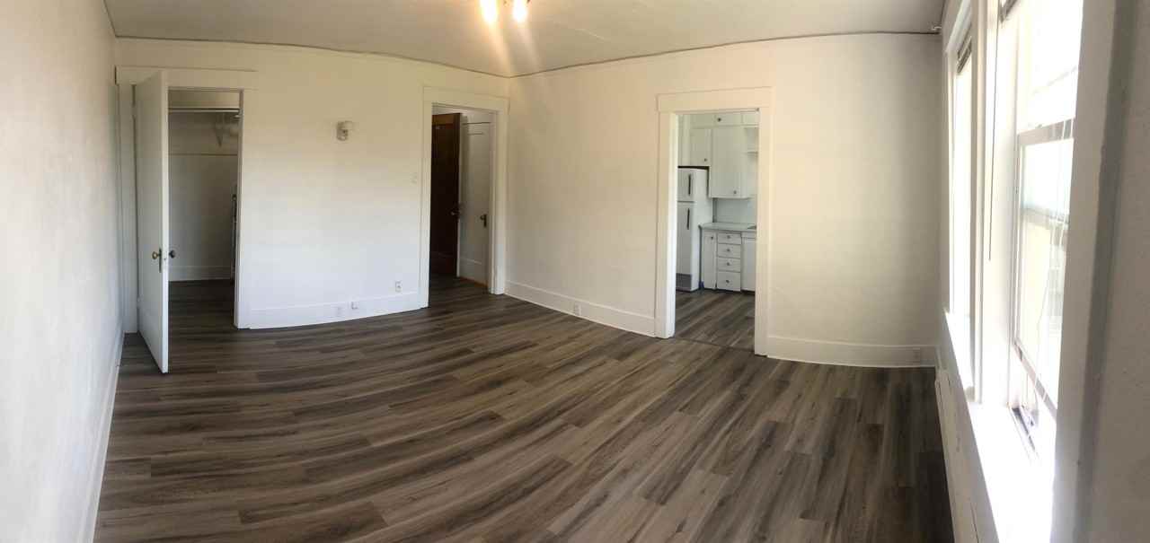 267 Southeast Washington Avenue - Photo 2 of 7