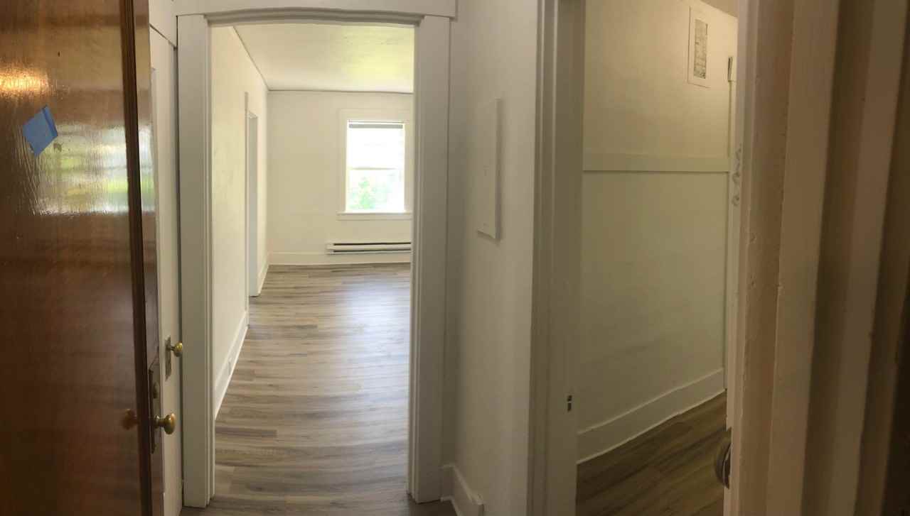 267 Southeast Washington Avenue - Photo 4 of 7