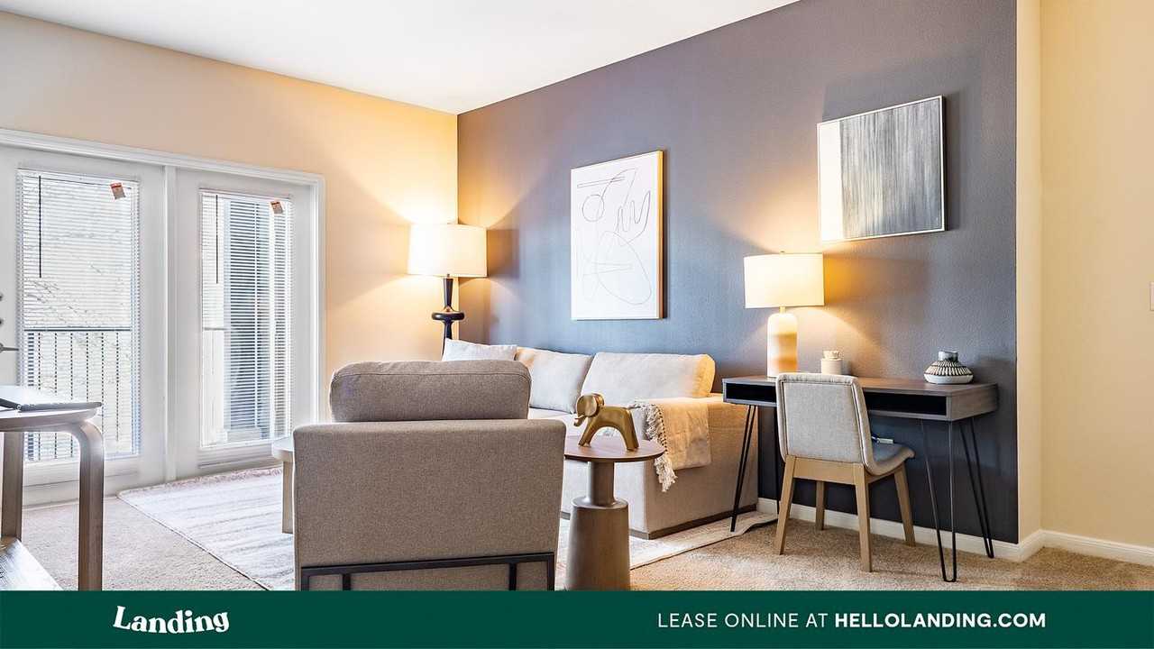 625 East Stassney Lane - Photo 4 of 50