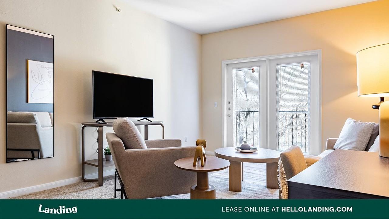 625 East Stassney Lane - Photo 5 of 50