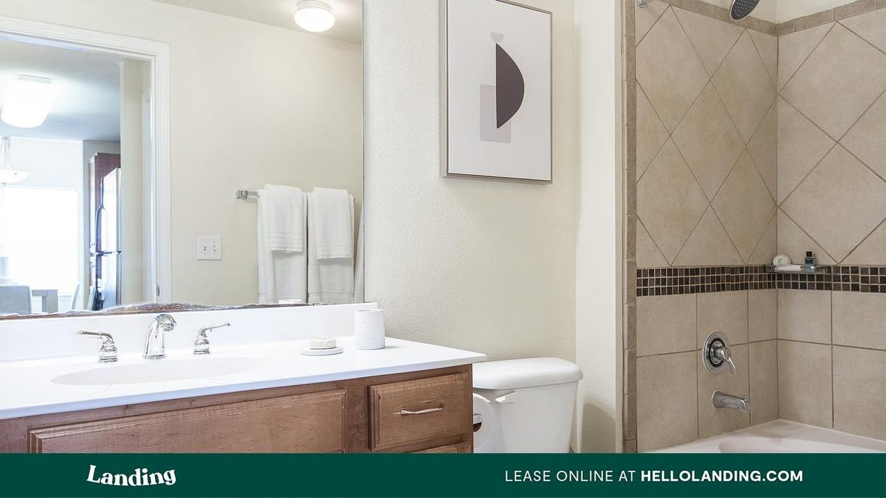 625 East Stassney Lane - Photo 2 of 50