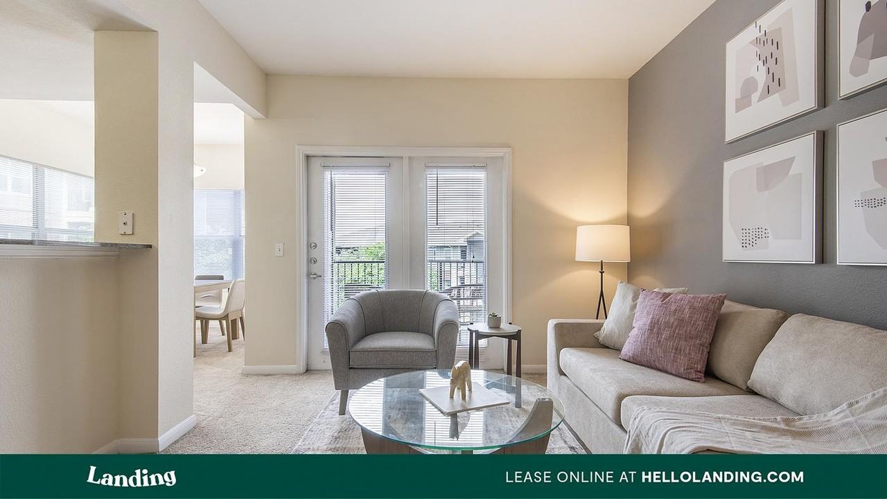 625 East Stassney Lane - Photo 4 of 50