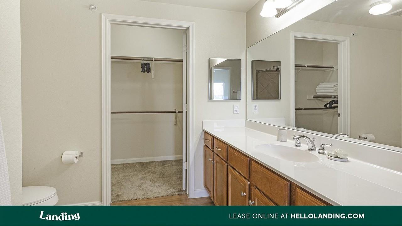 625 East Stassney Lane - Photo 2 of 50