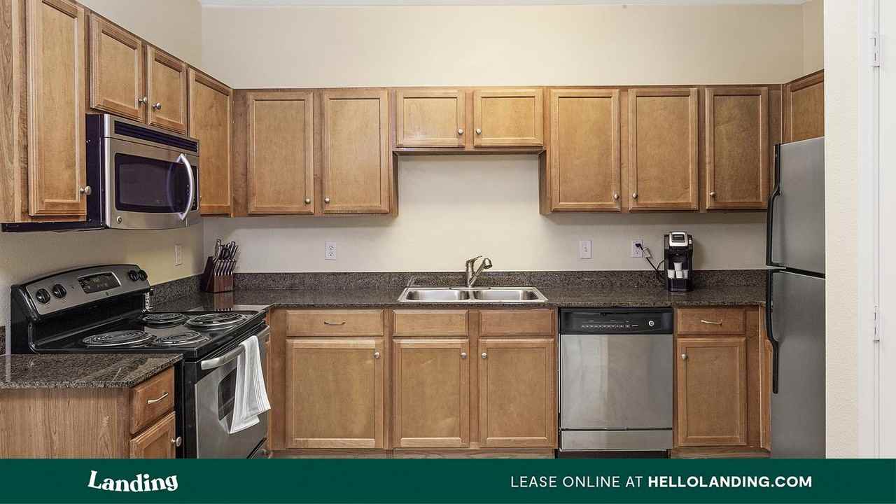 625 East Stassney Lane - Photo 6 of 50