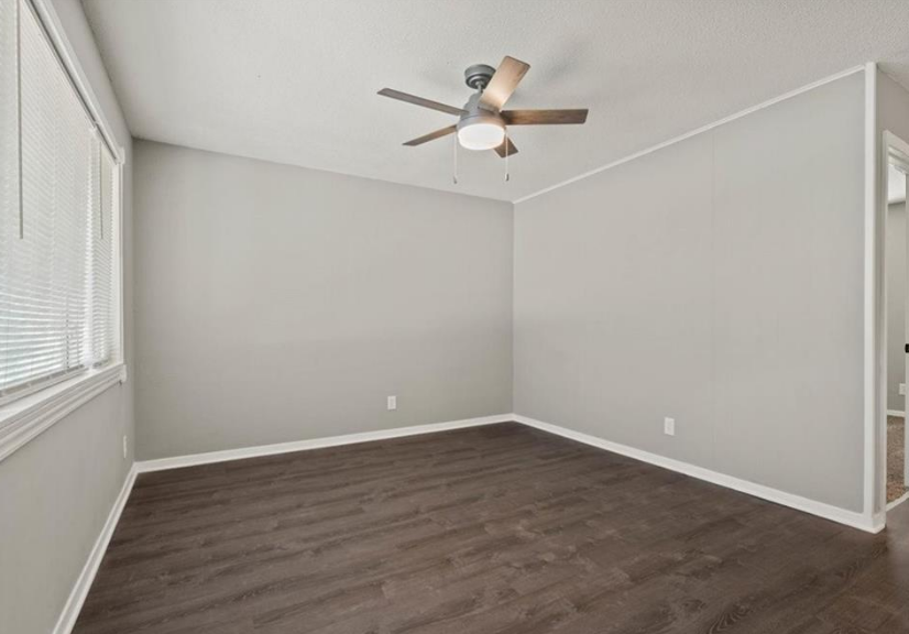 3417 N 51st St - Photo 3 of 10