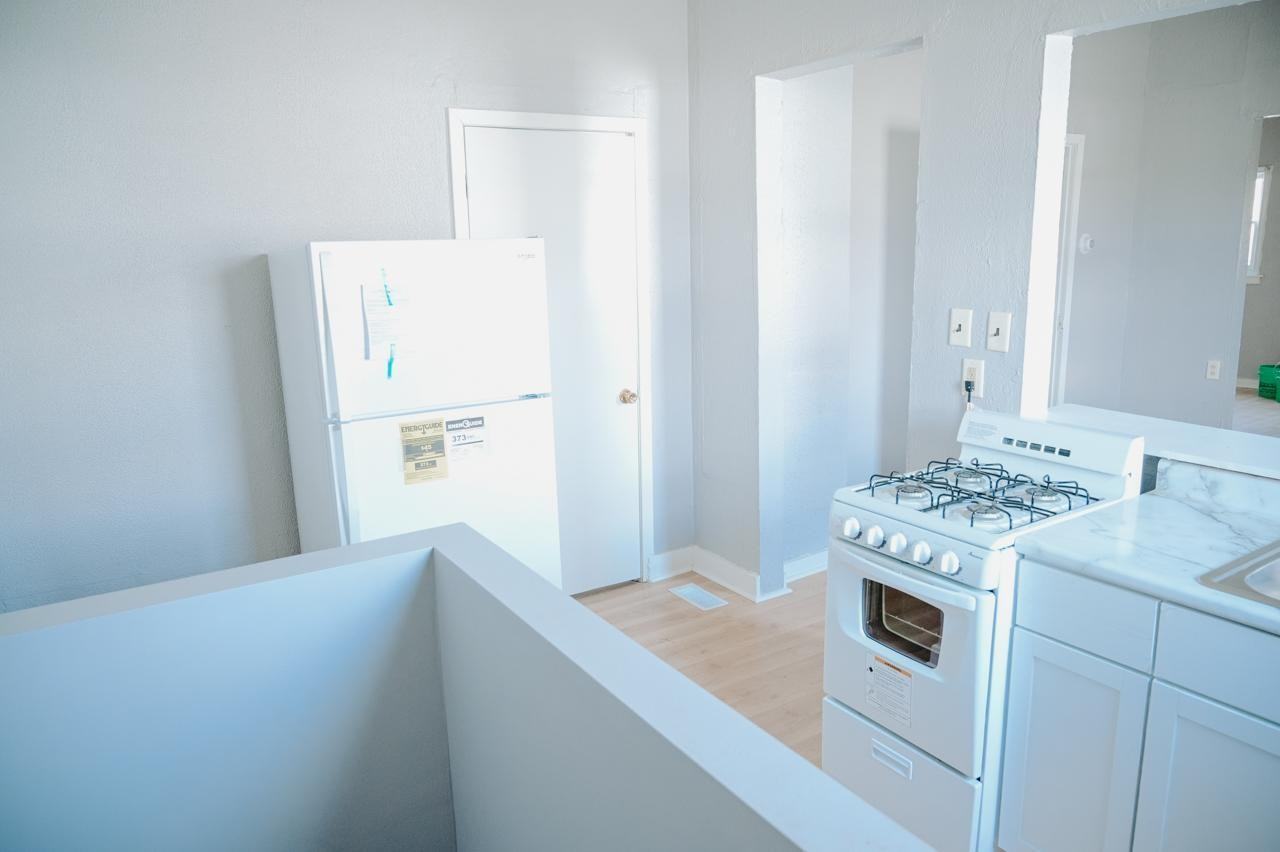 2403 Blondo St #14894858 - Photo 4 of 48