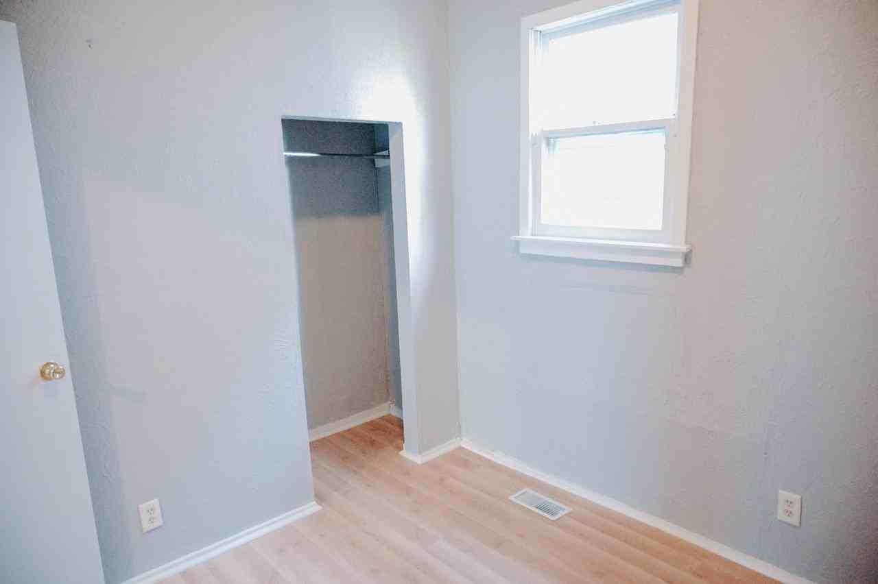 2403 Blondo St #14894858 - Photo 3 of 48