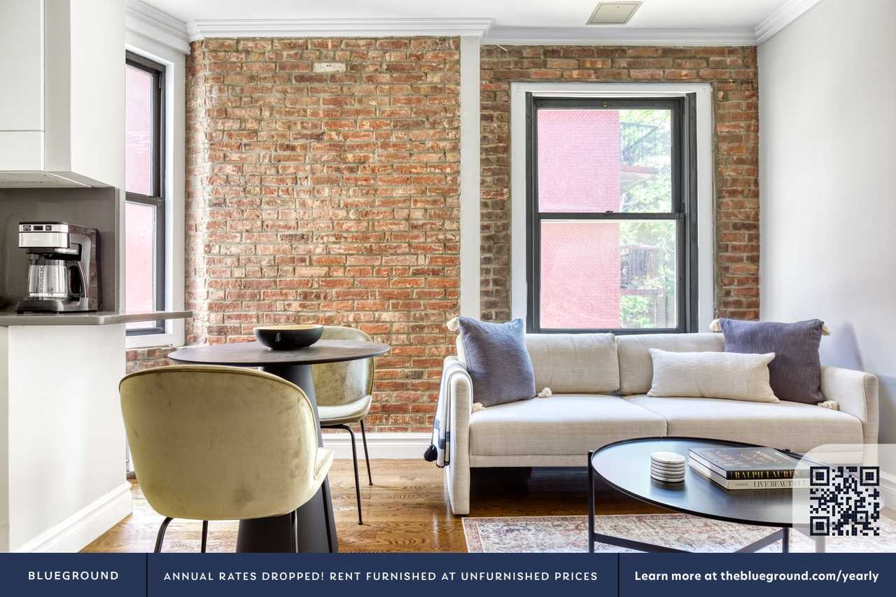 214 East 25th Street - Photo 4 of 32