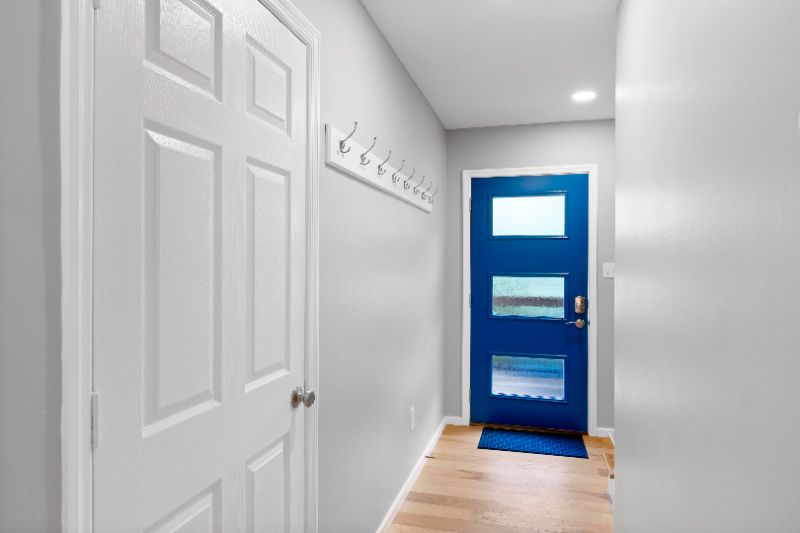 25 Delaware Ave - Photo 3 of 39