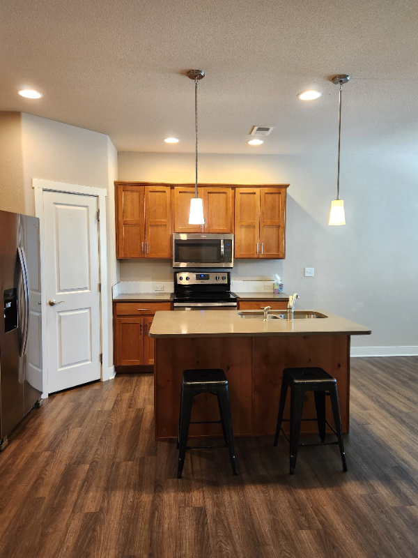 3335 Apple Blossom Ln #4 - Photo 4 of 20