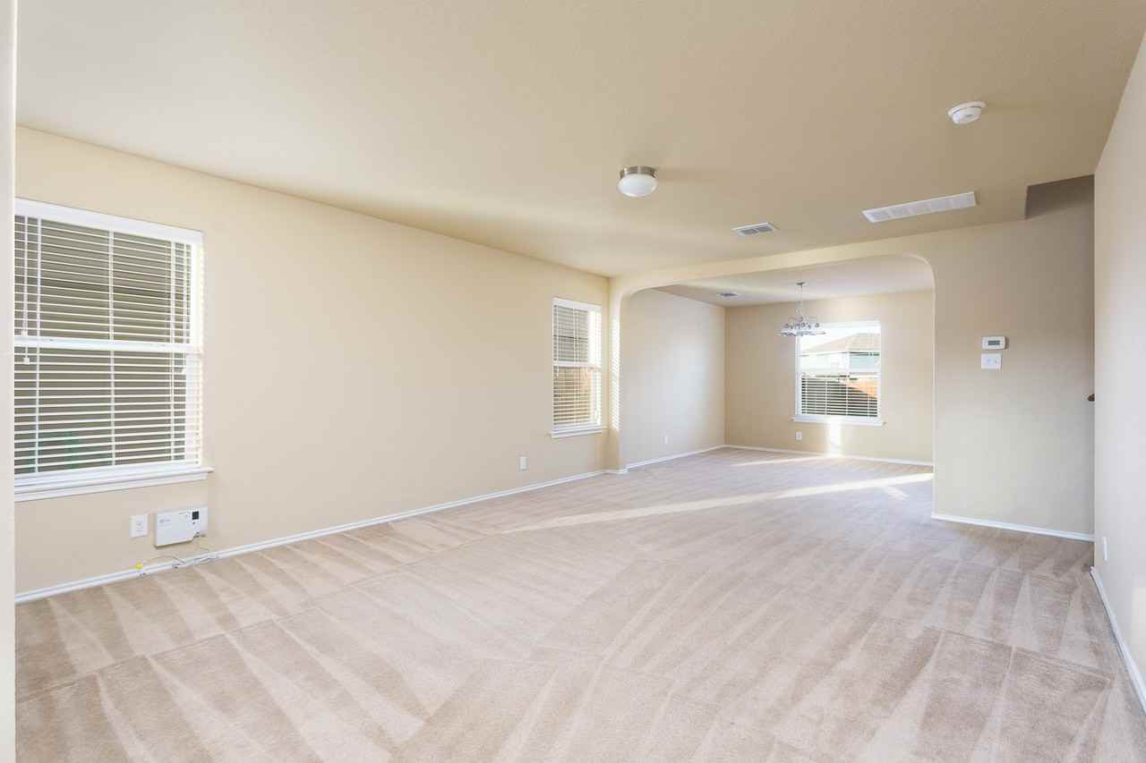 345 Perch Horizon - Photo 3 of 18