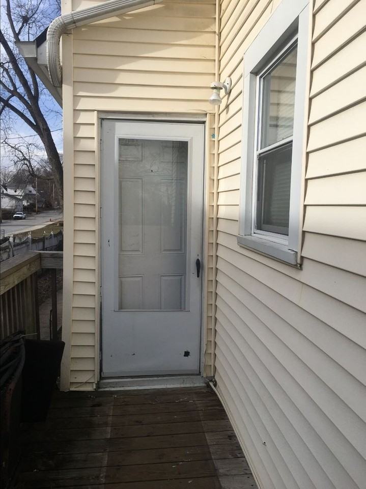 306 N State St. - Photo 2 of 11