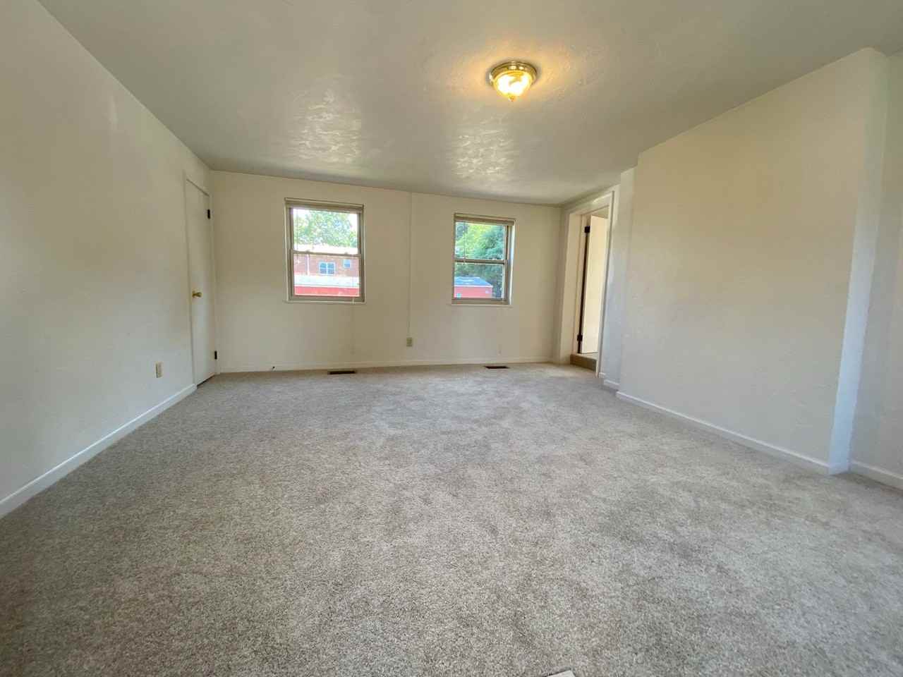 isabella - Photo 2 of 50