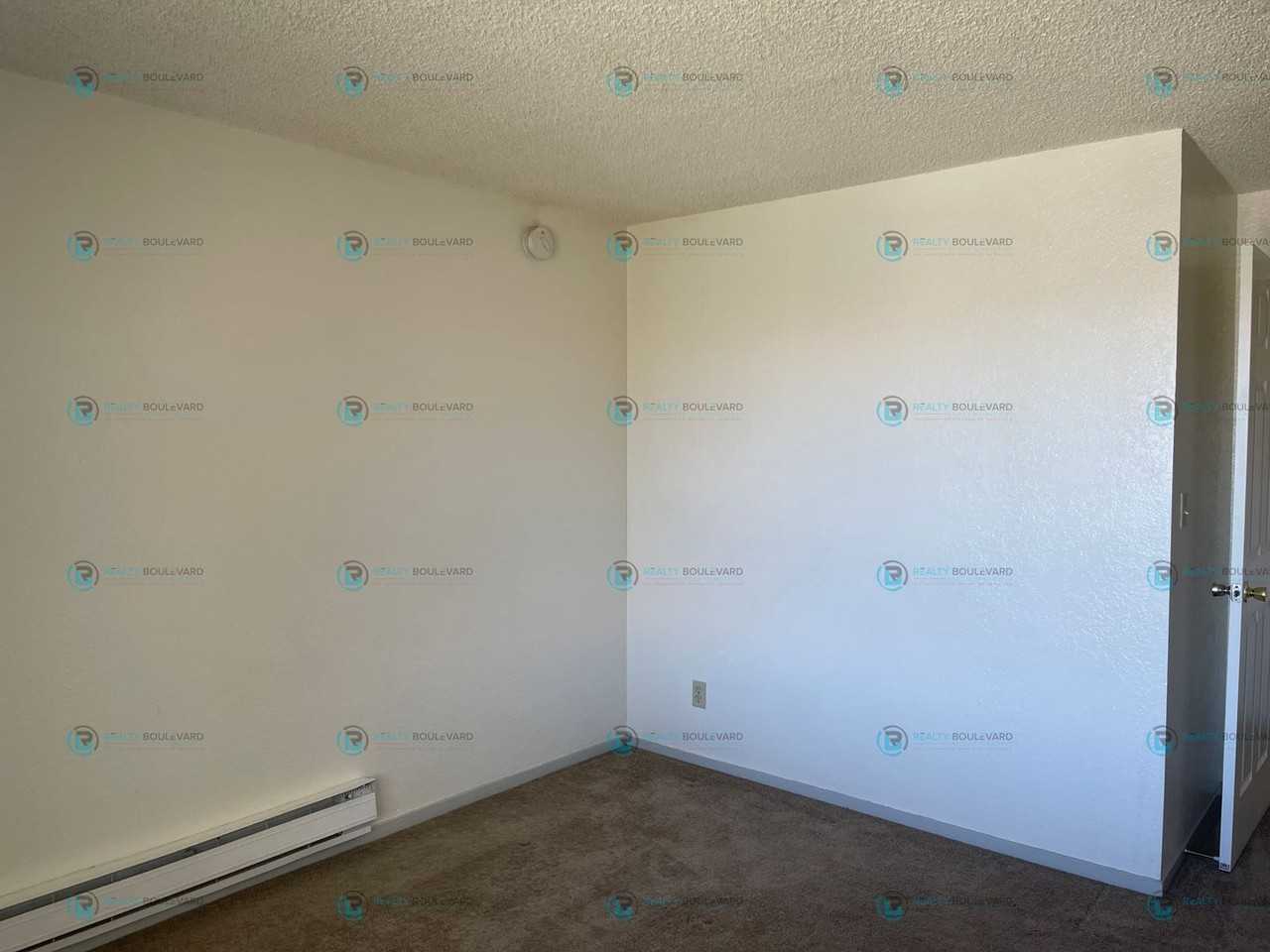 3929 Clear Acre Ln - Photo 3 of 45
