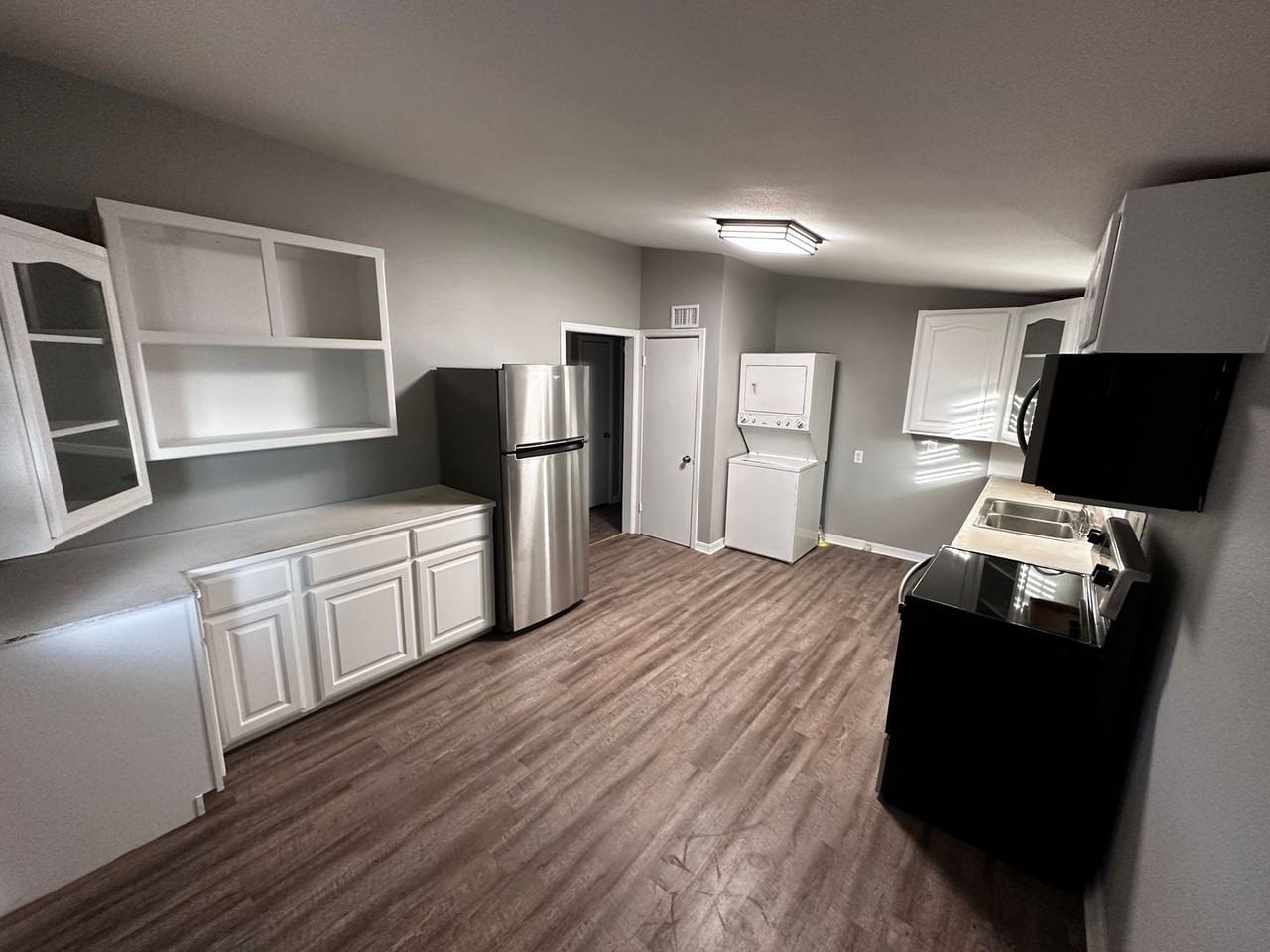 507 W K St - Photo 3 of 8