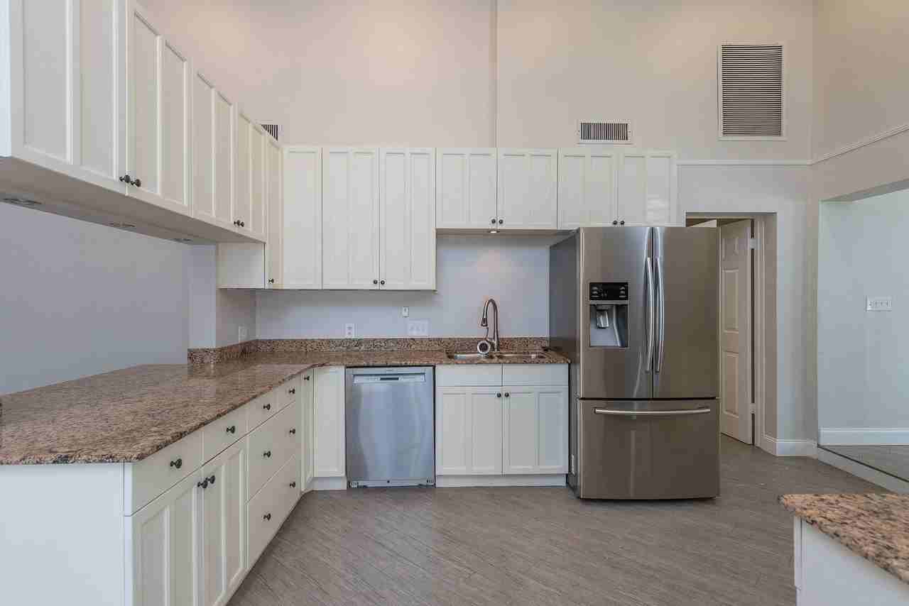 3908 W Mckay Ave - Photo 7 of 22