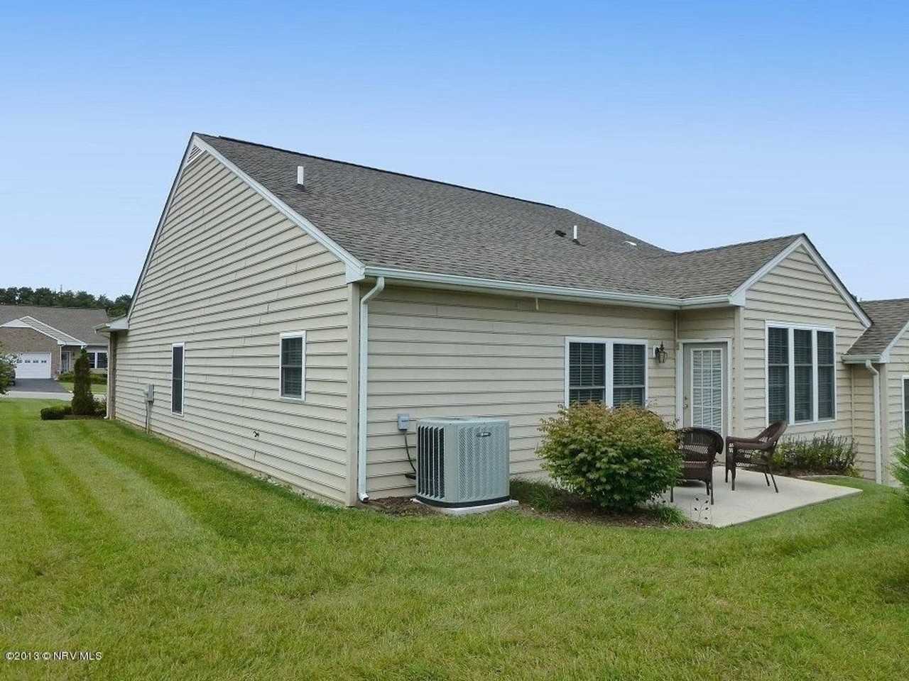 145 Slate Creek Dr Nw - Photo 2 of 10