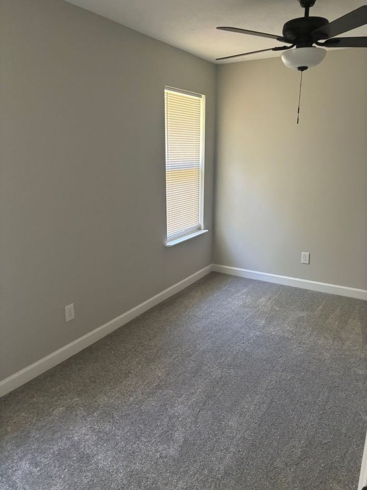 3711 Andover Ct - Photo 2 of 8