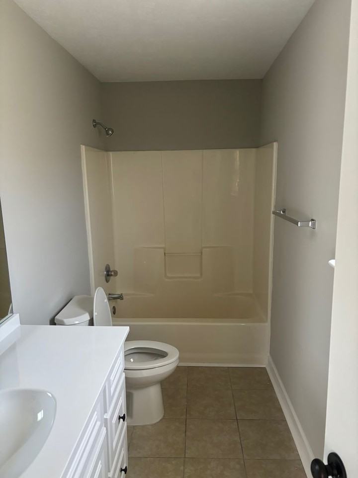 3711 Andover Ct - Photo 6 of 8