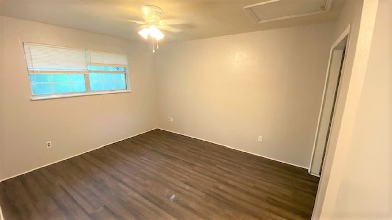 6145 Greenon Ln - Photo 6 of 11
