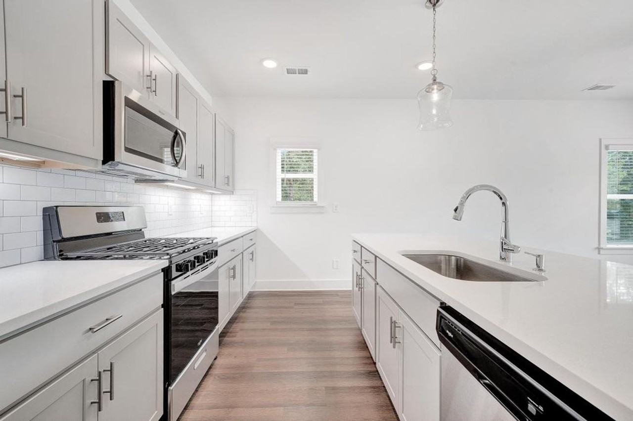 168 Patton Way - Photo 4 of 31