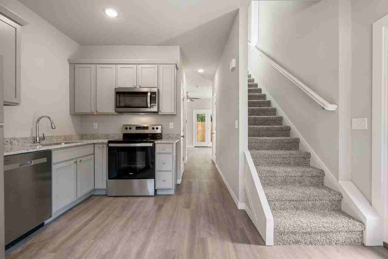 1336 S West Ave #111