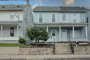 featured image of 206 Chestnut St
