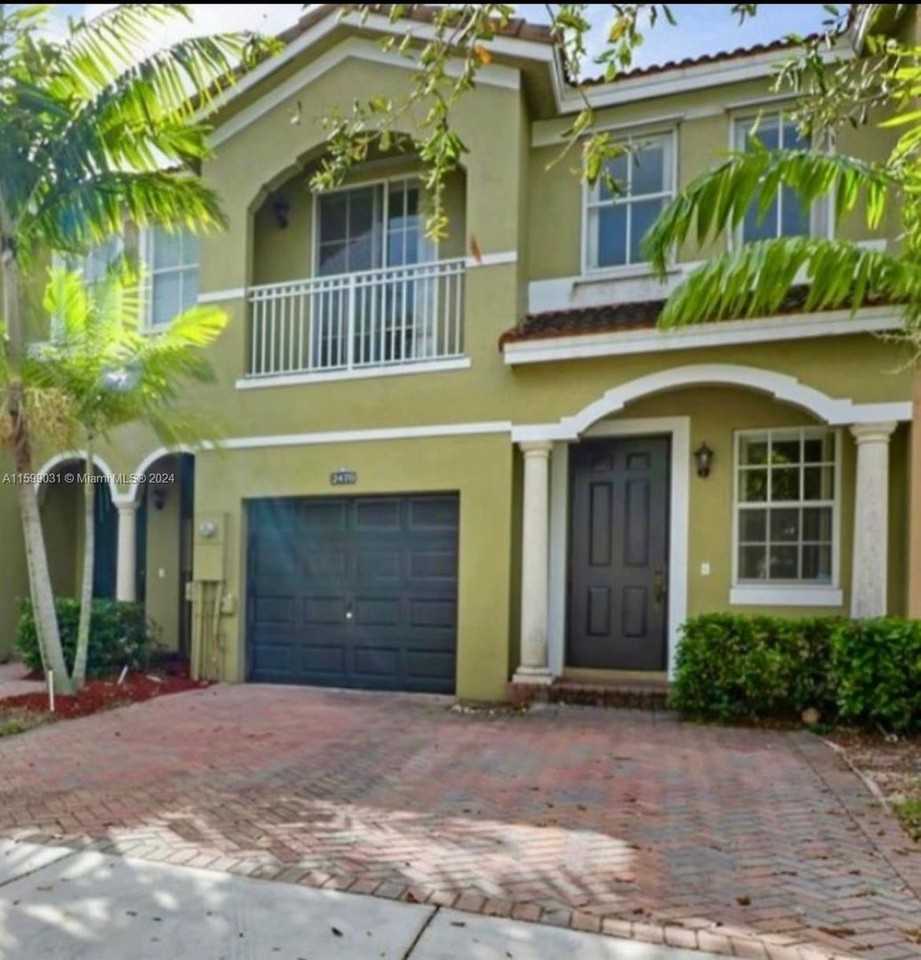 2470 Se 15th Ct - Photo 6 of 14