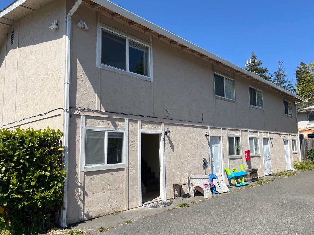 3979 Cedar St - Photo 2 of 12