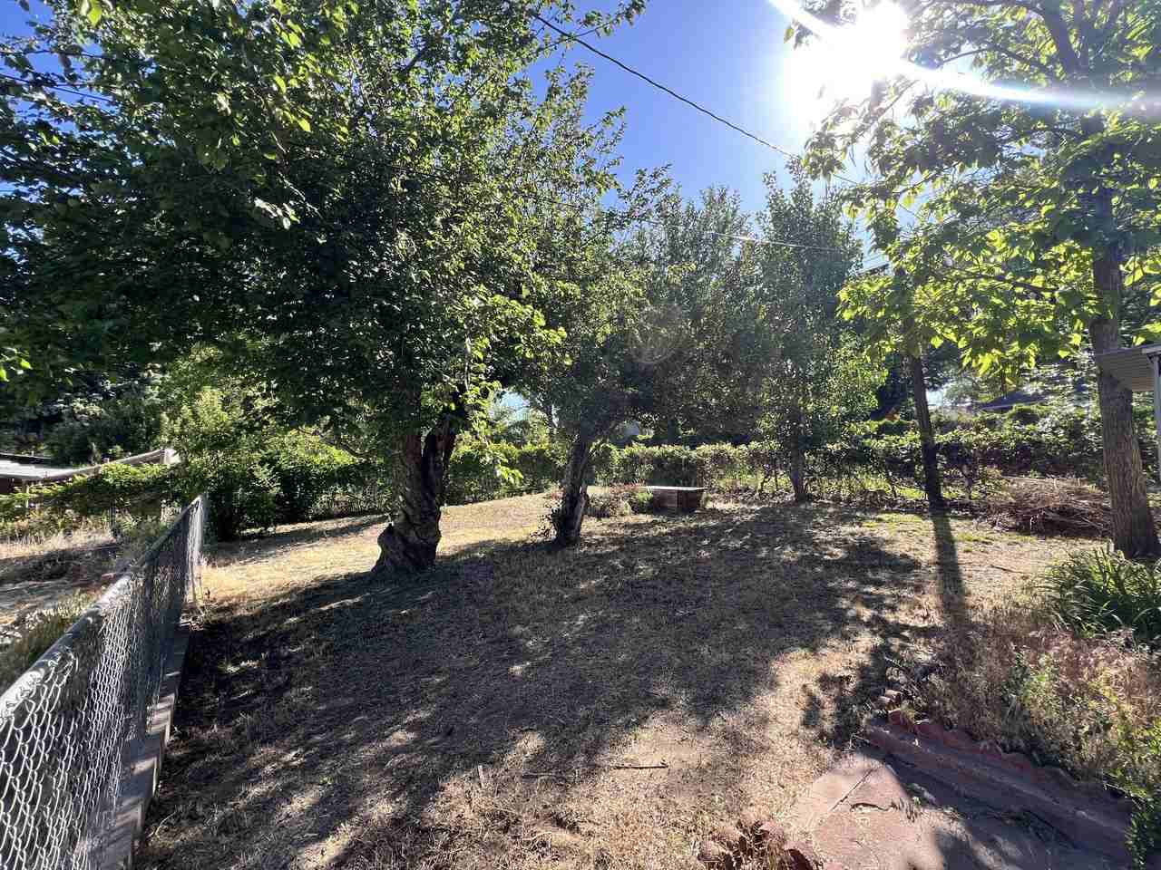 322 S Church Ave #NA - Photo 2 of 13