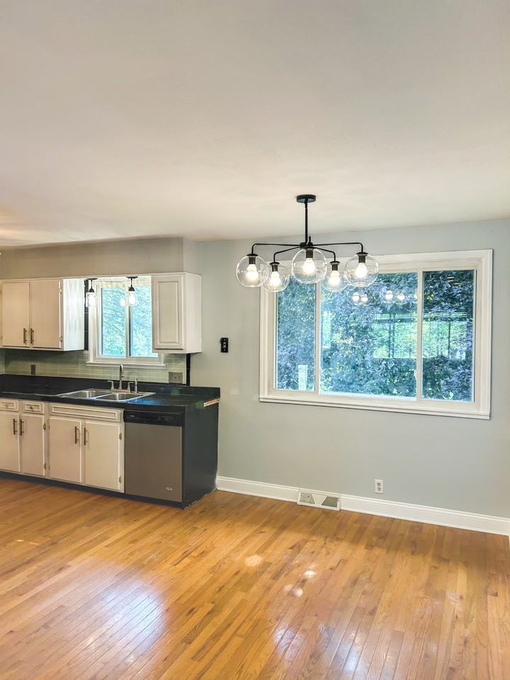 745 Northrup Ave Nw #NA - Photo 3 of 14