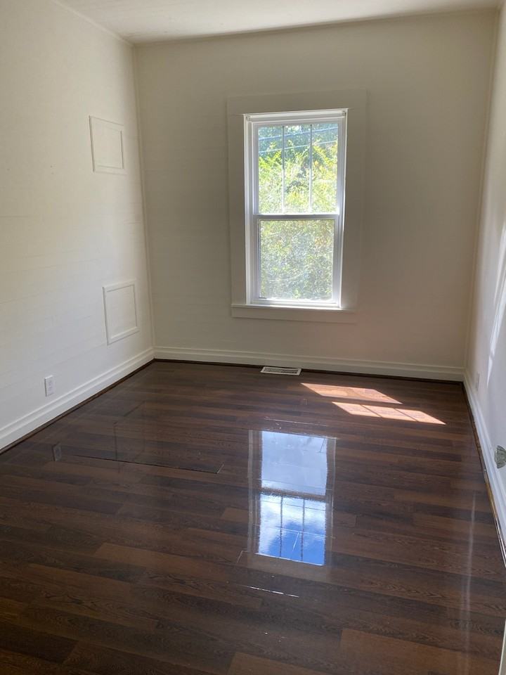 133 Broad St #NA - Photo 3 of 8