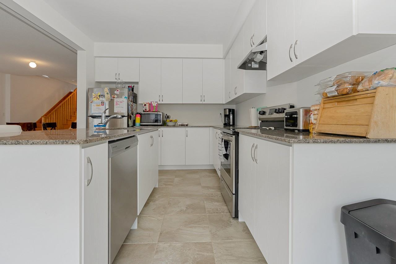 42 Valleybrook Road - Photo 3 of 14
