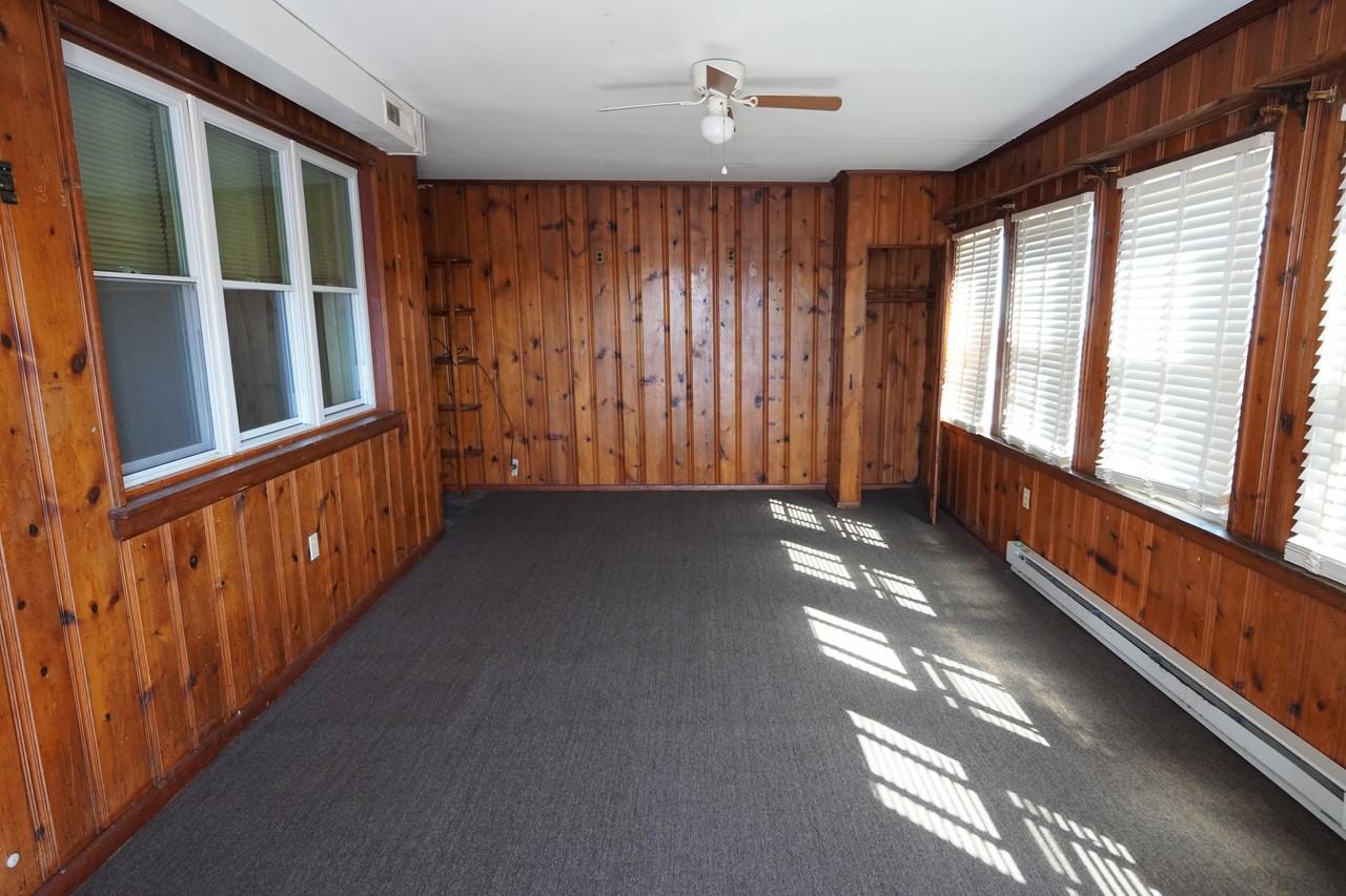 3033 Hamilton Avenue - Photo 4 of 31