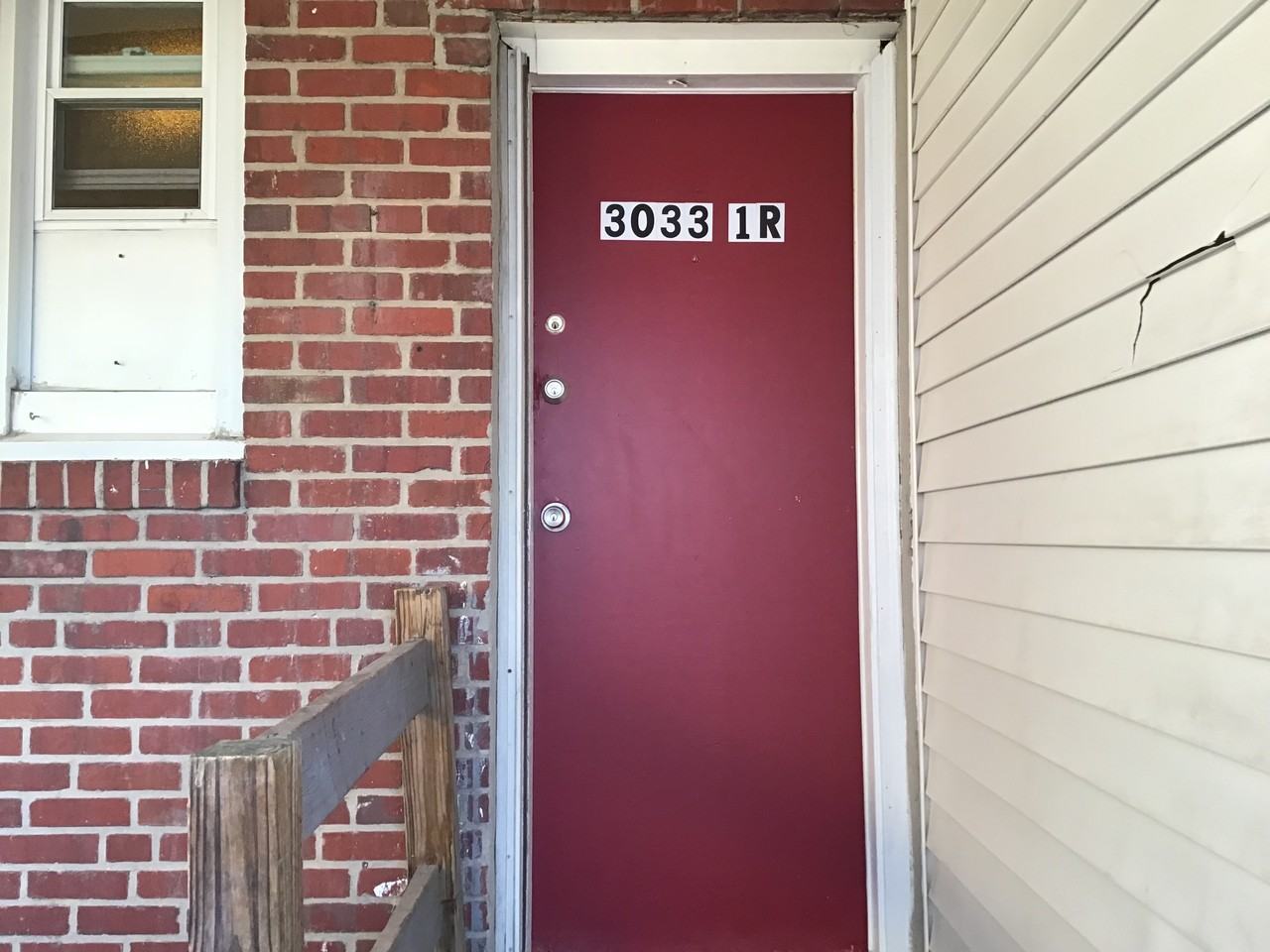 3033 Hamilton Avenue - Photo 2 of 31